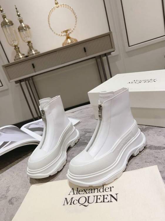 Picture of Alexander McQueen Shoes _SKUAlexanderMcQueensz35-45hnm010205